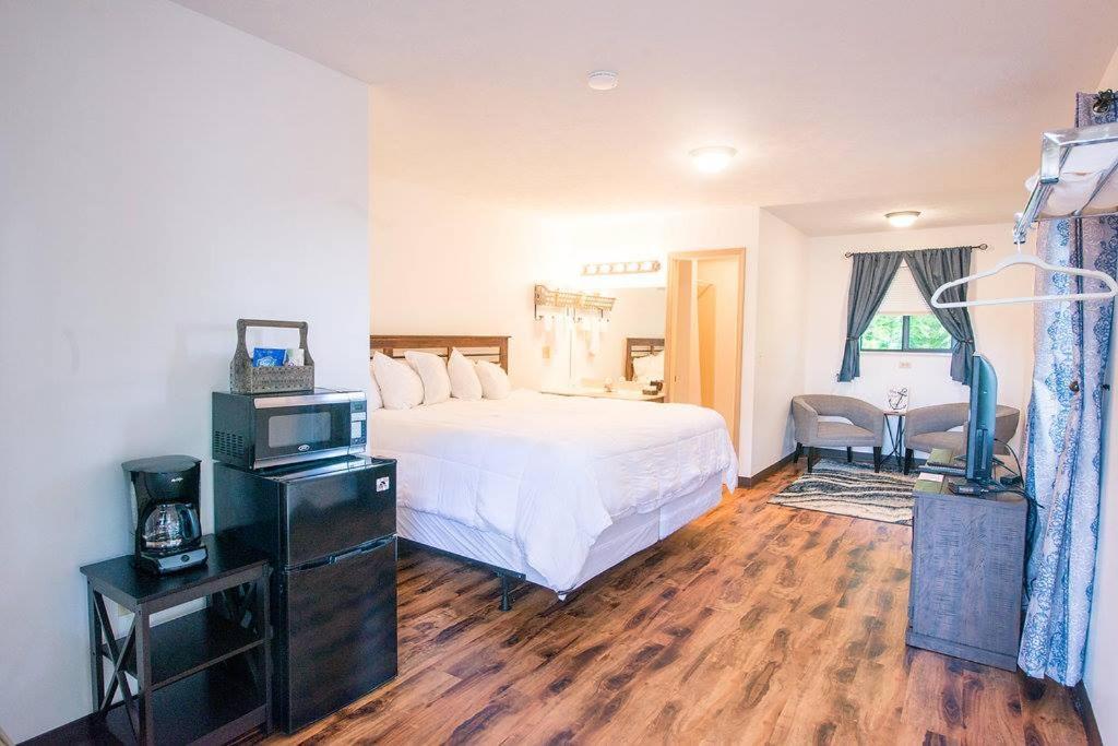 Timber Pointe Resort Jamestown Extérieur photo