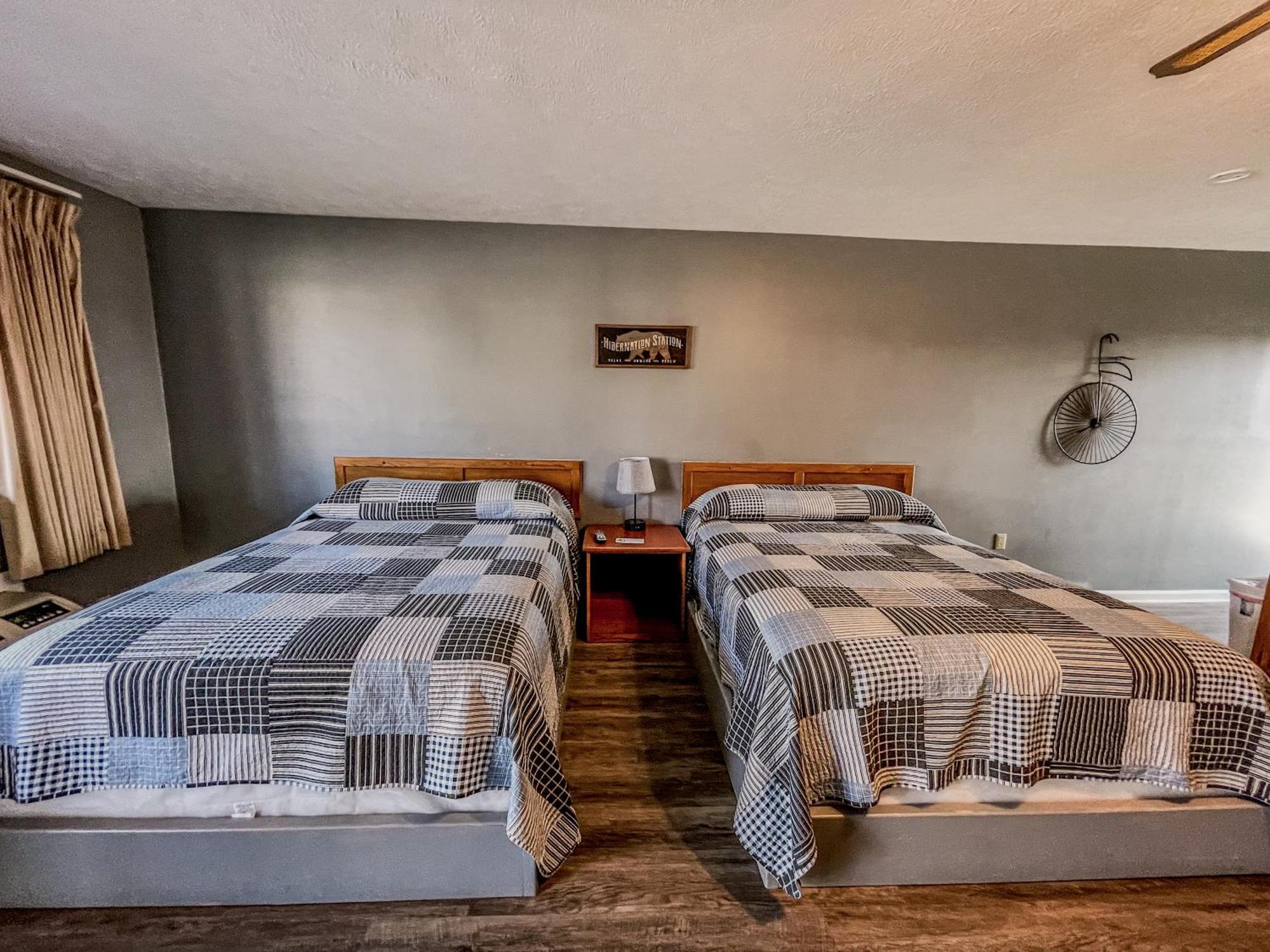Timber Pointe Resort Jamestown Extérieur photo