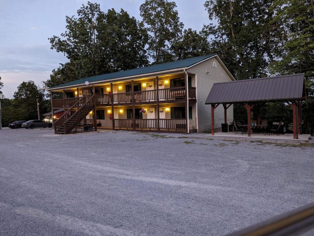 Timber Pointe Resort Jamestown Extérieur photo