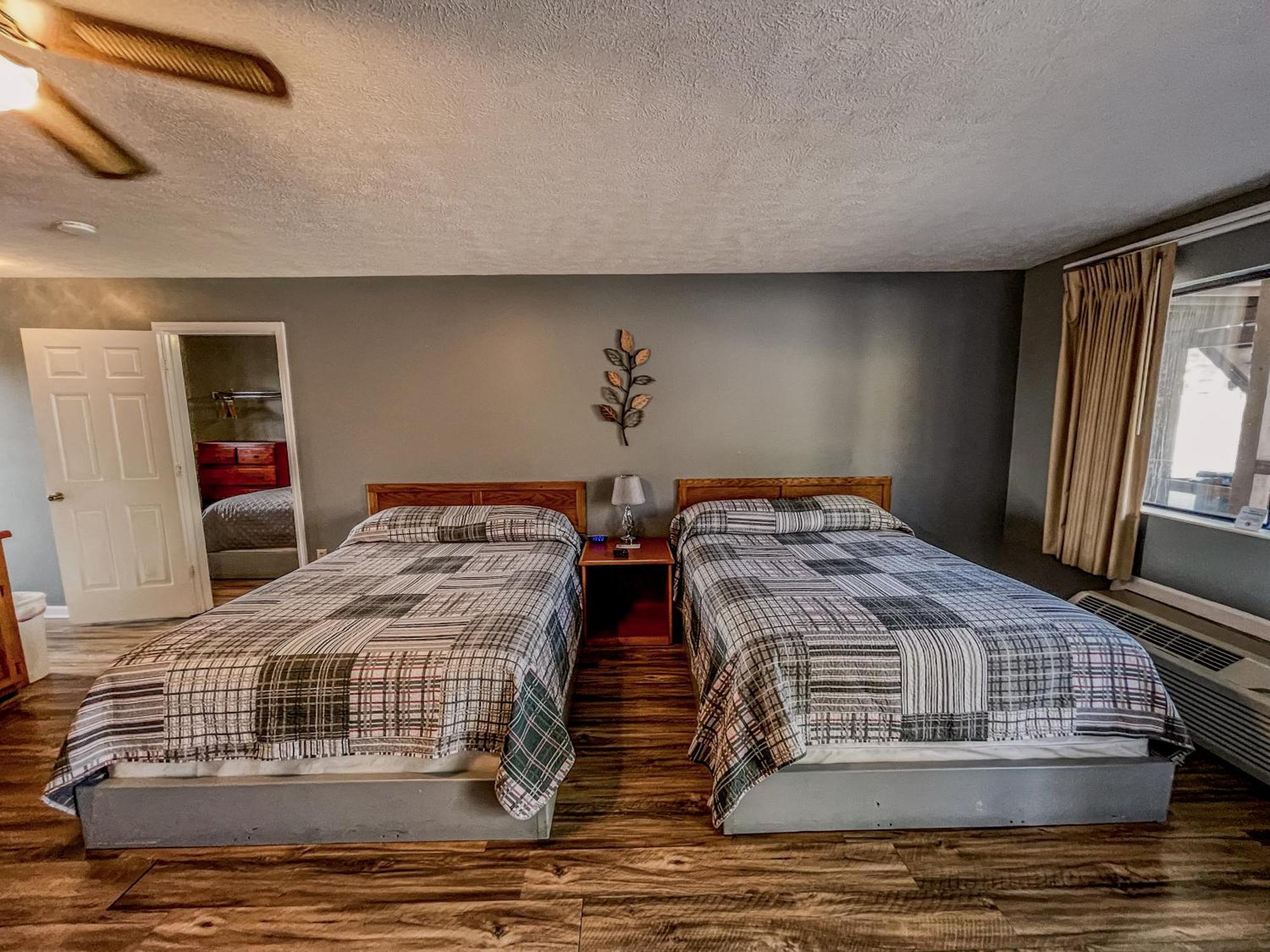 Timber Pointe Resort Jamestown Extérieur photo