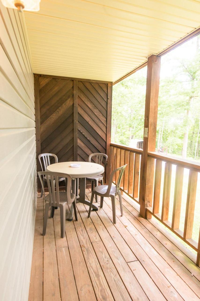 Timber Pointe Resort Jamestown Extérieur photo